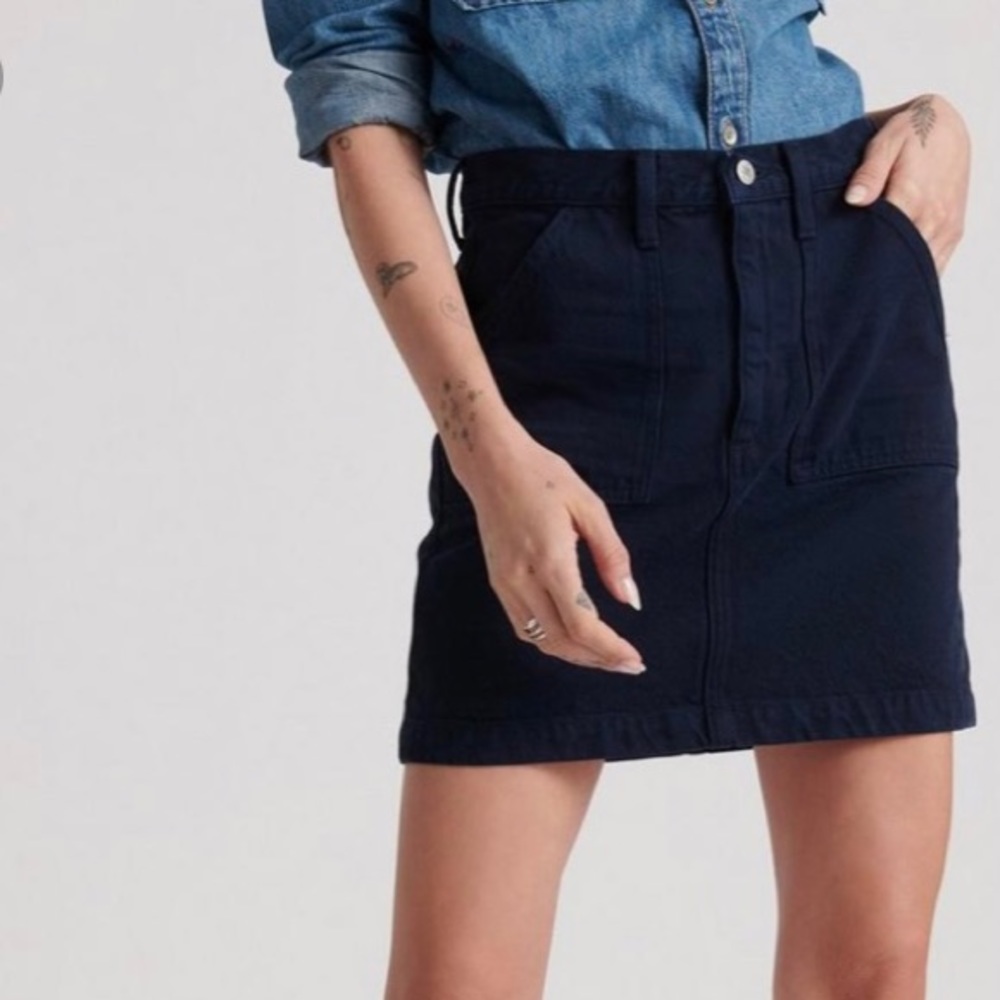 Lucky Brand Midnight w/ Back Utility Pockets Skirt Size 6